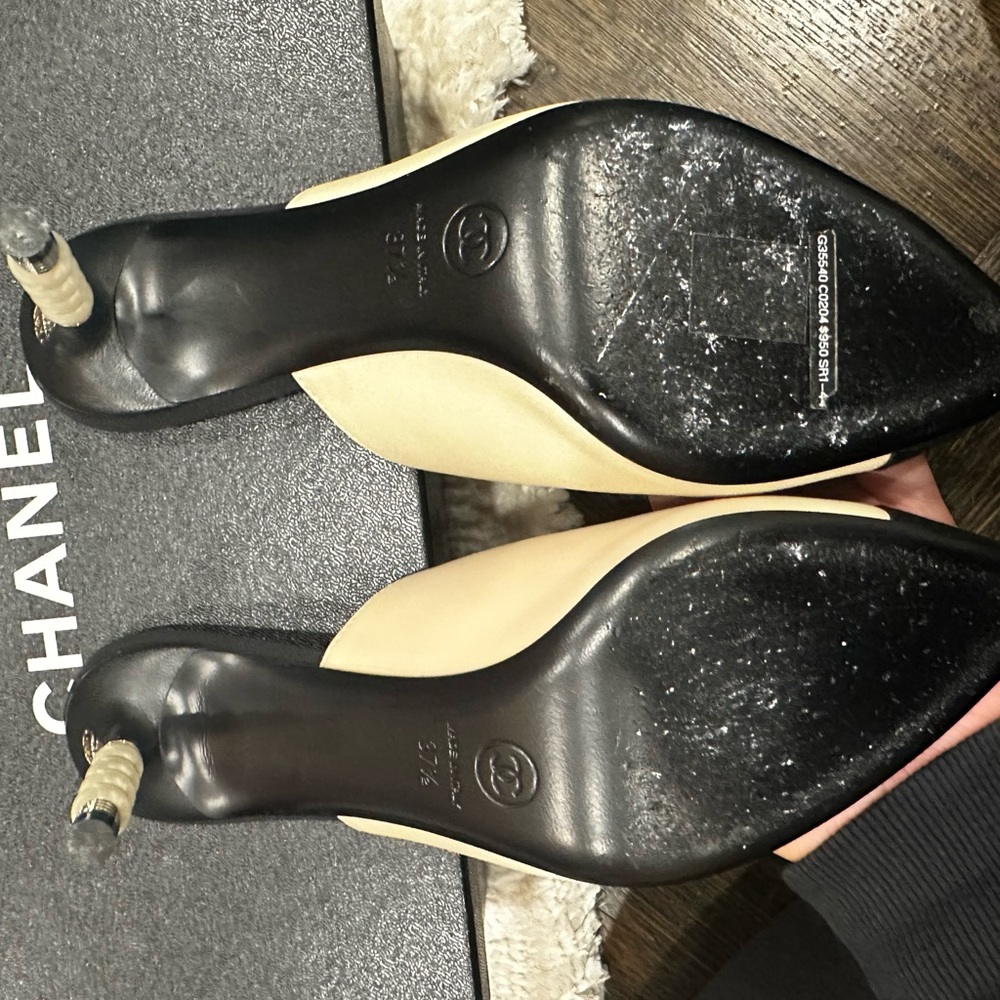 Chanel pearl heel mule beige/black size 37.5 - Picture 4 of 7